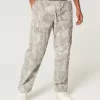 Baggy Camo Cargo Pull-On Pants,Baggy Camo Cargo Pull-On Pants