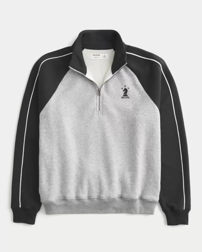 Boxy Fleece Logo Half-Zip Sweatshirt,Boxy Fleece Logo Half-Zip Sweatshirt