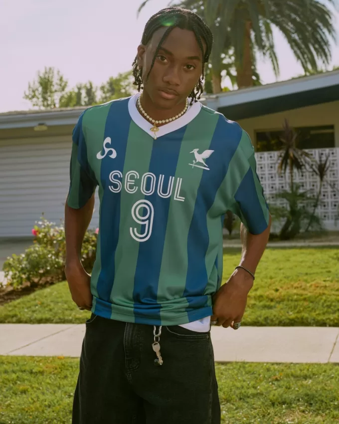 Boxy Seoul Graphic Soccer Jersey,Boxy Seoul Graphic Soccer Jersey