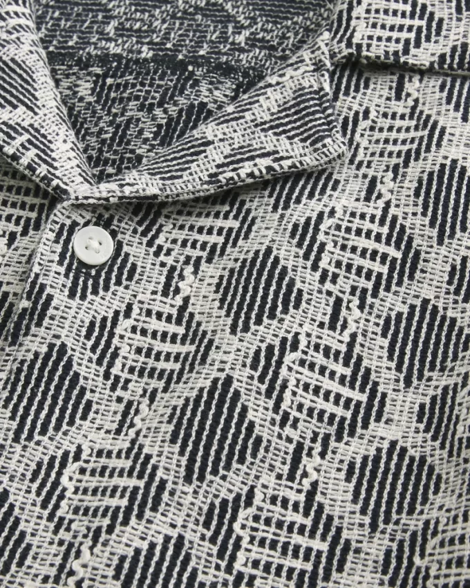 Boxy Short-Sleeve Crochet-Style Shirt,Boxy Short-Sleeve Crochet-Style Shirt