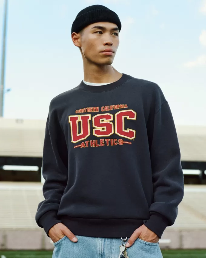 Boxy USC Athletics Graphic Crew Sweatshirt,Boxy USC Athletics Graphic Crew Sweatshirt