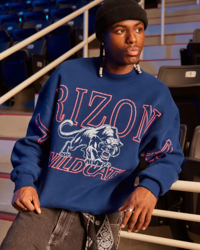 Boxy University of Arizona Wildcats Graphic Crew Sweatshirt,Boxy University of Arizona Wildcats Graphic Crew Sweatshirt