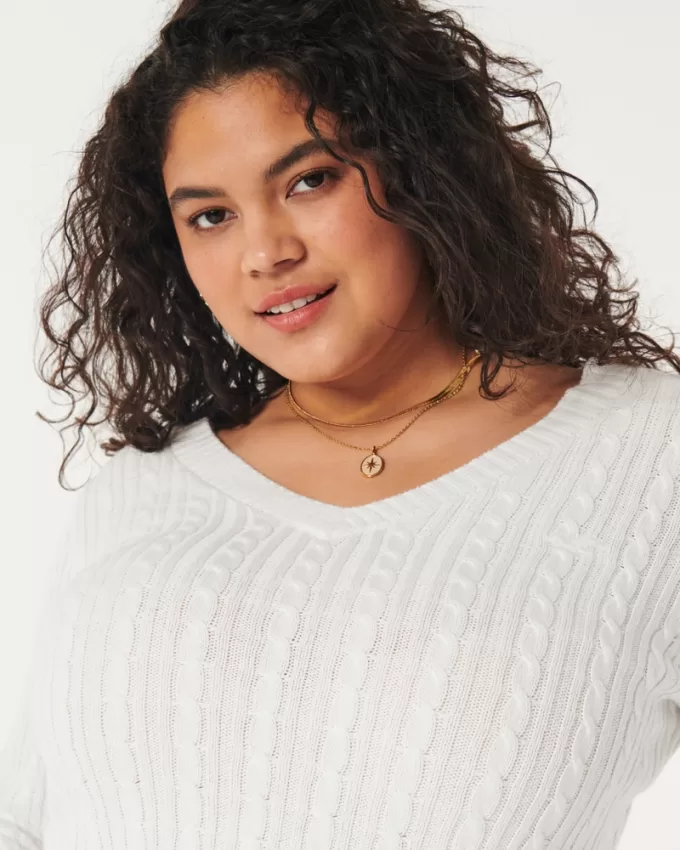 Cable-Knit V-Neck Sweater,Cable-Knit V-Neck Sweater