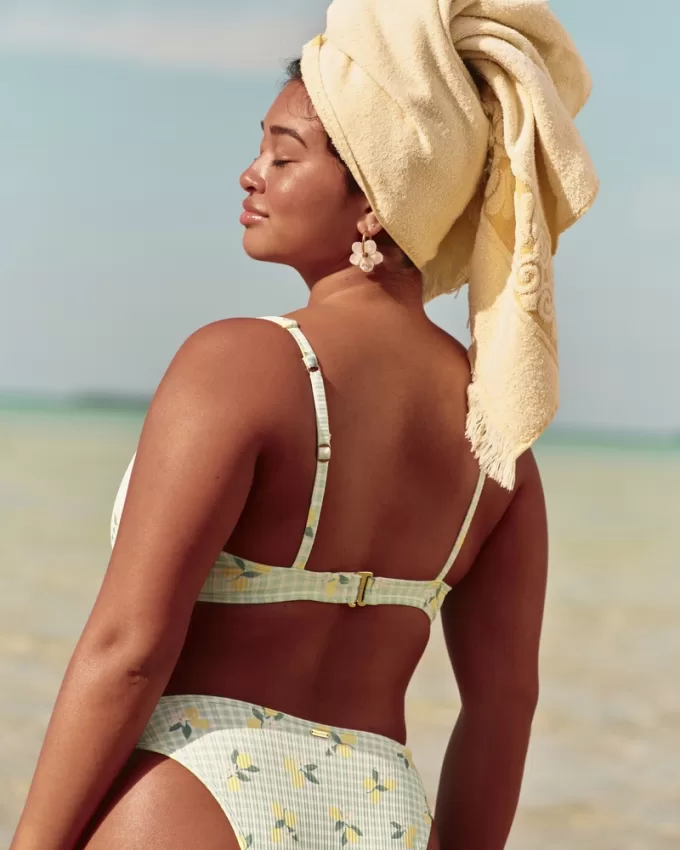 Curvy High Apex Ribbed Underwire Bikini Top,Curvy High Apex Ribbed Underwire Bikini Top Curvy High Apex Ribbed Underwire Bikini Top,Curvy High Apex Ribbed Underwire Bikini Top