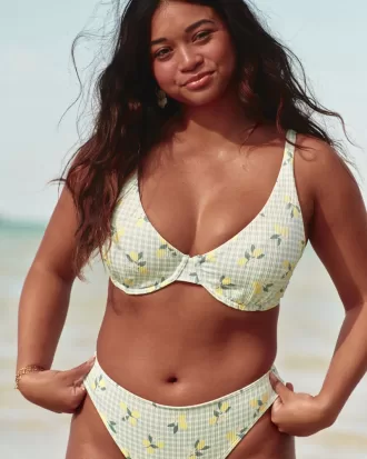 Curvy High Apex Ribbed Underwire Bikini Top,Curvy High Apex Ribbed Underwire Bikini Top Curvy High Apex Ribbed Underwire Bikini Top,Curvy High Apex Ribbed Underwire Bikini Top