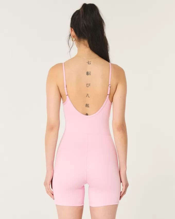 Gilly Hicks Active Recharge Shortsie,Gilly Hicks Active Recharge Shortsie Gilly Hicks Active Recharge Shortsie,Gilly Hicks Active Recharge Shortsie