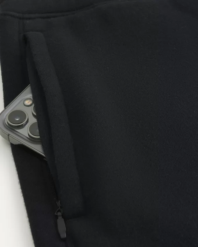 Hollister Feel Good Fleece Mid-Thigh Chevy Graphic Shorts,Hollister Feel Good Fleece Mid-Thigh Chevy Graphic Shorts