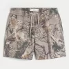 Mid-Thigh Camo Loose Fleece Shorts,Mid-Thigh Camo Loose Fleece Shorts