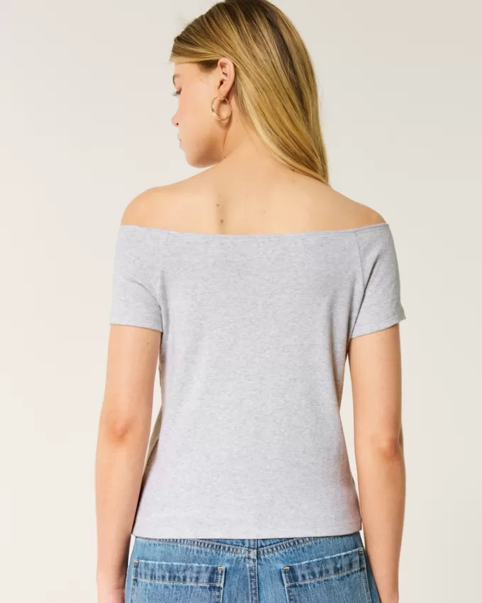 Short Sleeve Skimming Off-the-Shoulder Top,Short Sleeve Skimming Off-the-Shoulder Top